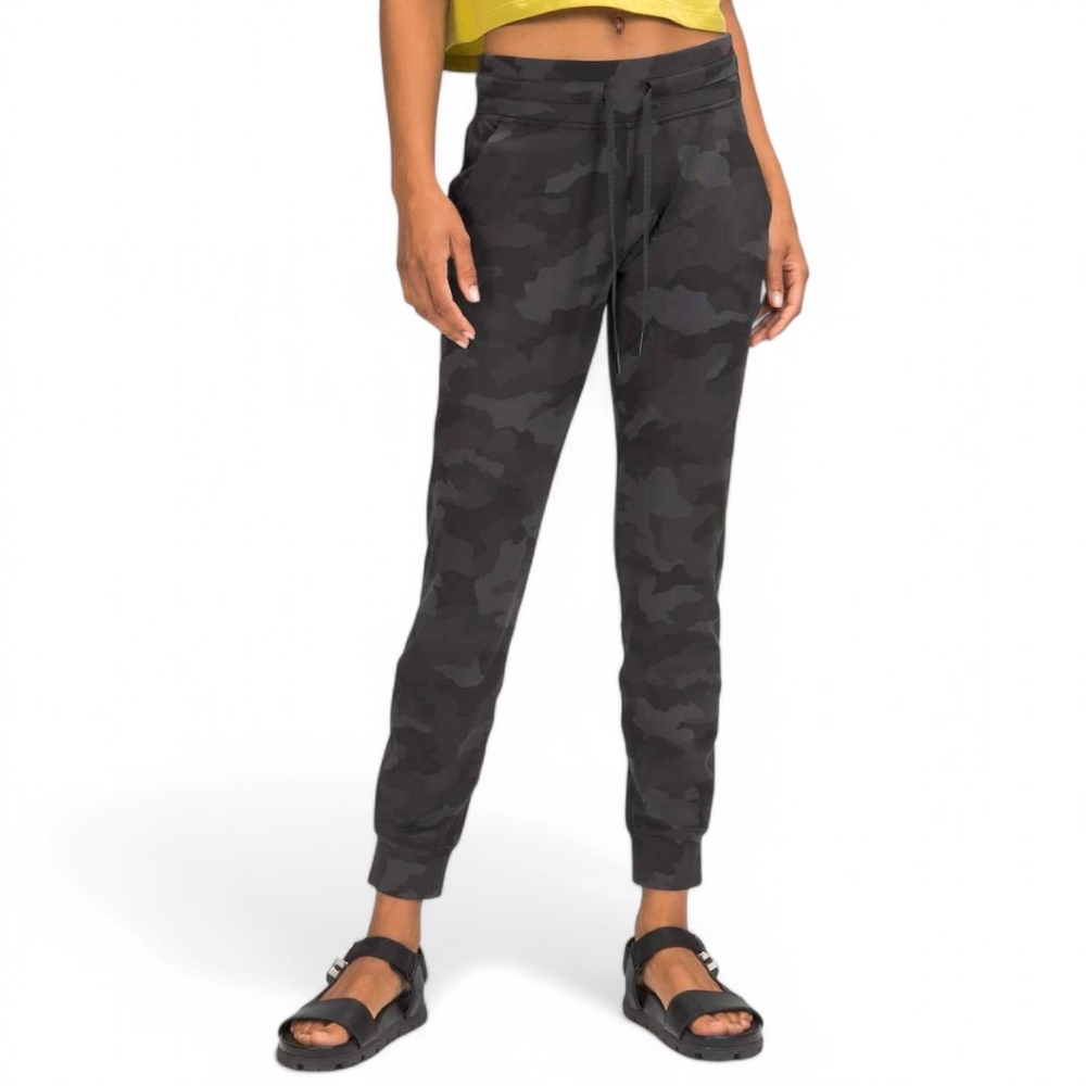 Lululemon Ready to Rulu High Rise Jogger Camo Coal Size 4‎